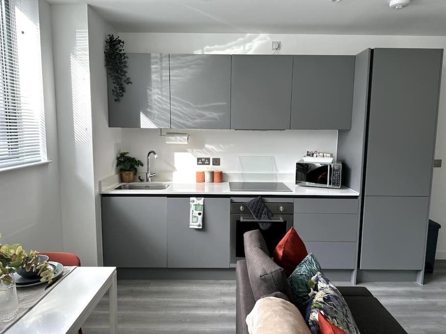 Studio Apartment In Milton Keynes Buitenkant foto